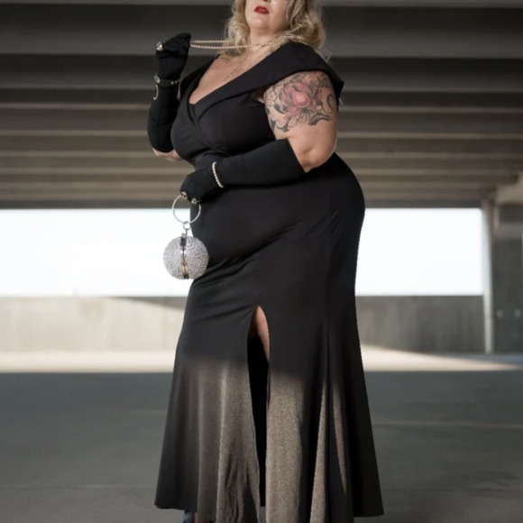 Black Off The Shoulder Maxi Dresses